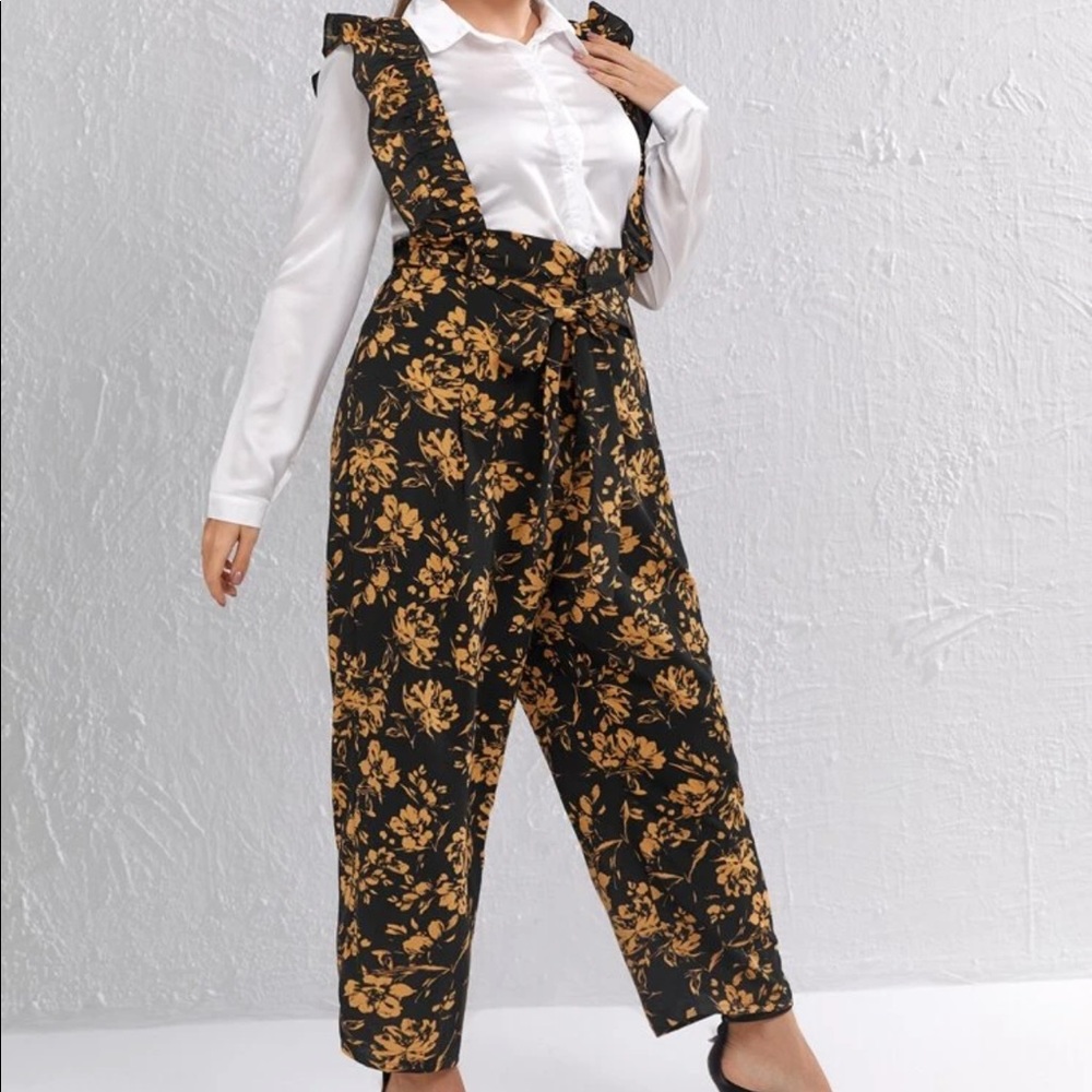 Jumpsuit - Picture 4 of 7